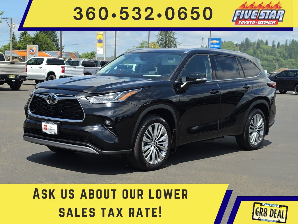 Used 2024 Toyota Highlander Platinum AWD/4WD image 1