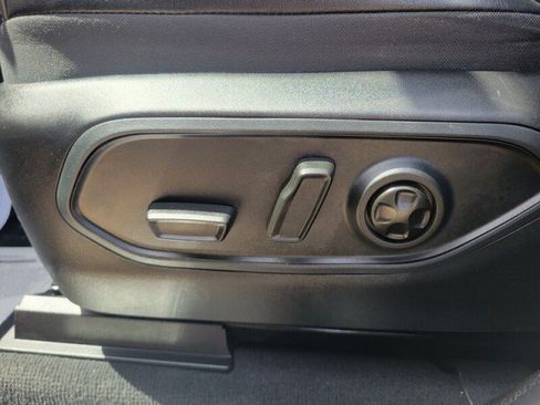 Used 2023 Jeep Grand Cherokee L Overland w/ Rear Seat Video Group I AWD/4WD image 14