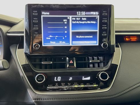 Used 2020 Toyota Corolla SE FWD image 18