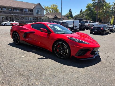 Used 2021 Chevrolet Corvette Stingray Premium Cpe w/ Z51 Performance Package RWD image 5