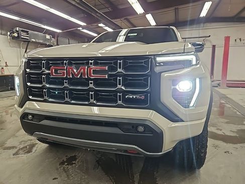 New 2026 GMC Canyon AT4 image 40