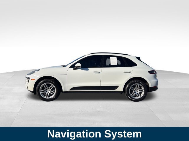 Used 2018 Porsche Macan AWD/4WD image 2