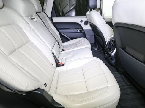 Used 2019 Land Rover Range Rover Sport HSE image 21