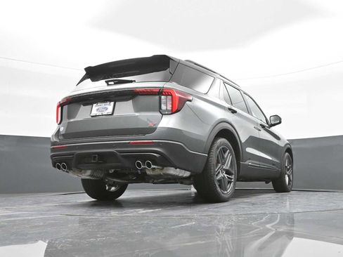 New 2026 Ford Explorer ST image 60