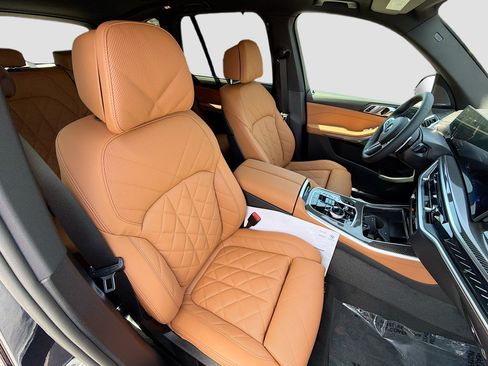 New 2026 BMW X5 M60i AWD/4WD image 14