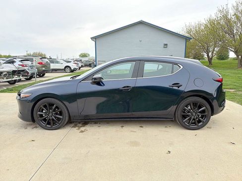 Used 2019 MAZDA MAZDA3 AWD Hatchback w/ Premium Pkg image 3