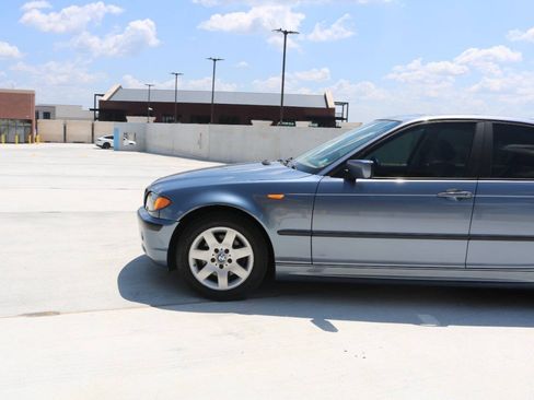 Used 2004 BMW 325xi Sedan AWD/4WD image 34