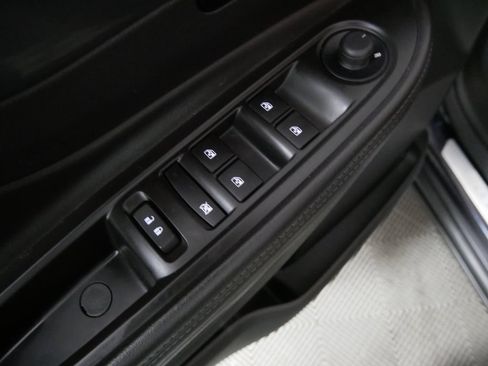 Used 2022 Buick Encore Preferred w/ Safety Package FWD image 16
