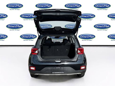 Used 2021 Hyundai Venue SE FWD image 23