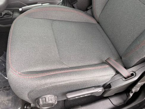 Used 2024 Jeep Wrangler Unlimited Rubicon image 25