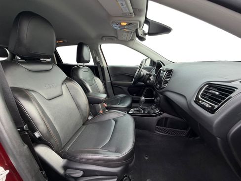 Used 2020 Jeep Compass Limited image 17