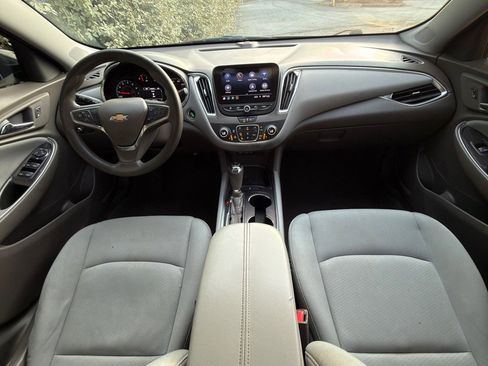 Used 2020 Chevrolet Malibu LT image 23