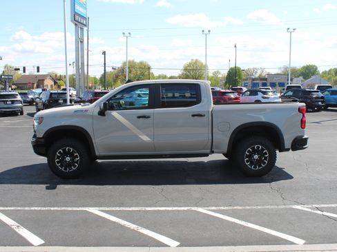 New 2026 Chevrolet Silverado 1500 ZR2 AWD/4WD image 6