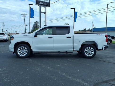 Used 2023 Chevrolet Silverado 1500 Custom w/ LPO, Dark Essentials Package AWD/4WD image 10