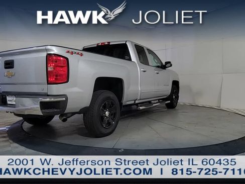 Used 2018 Chevrolet Silverado 1500 LT AWD/4WD image 8