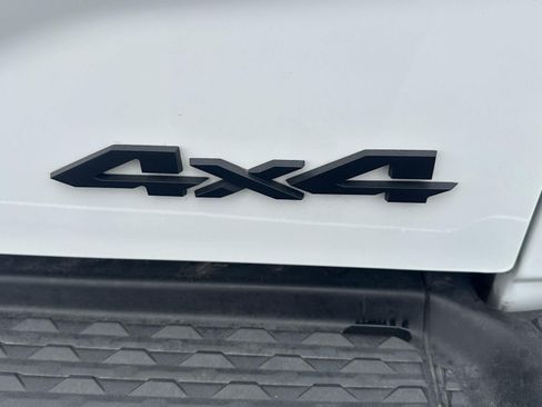 Used 2025 RAM 2500 Big Horn AWD/4WD image 43