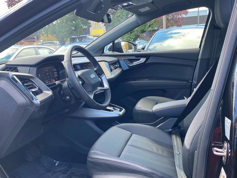 Used 2024 Audi Q4 e-tron Premium Plus w/ Premium Plus image 12