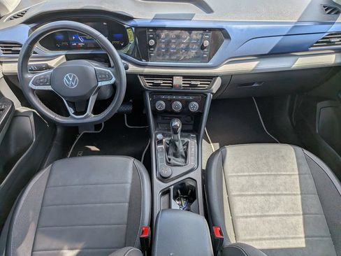 Used 2023 Volkswagen Taos SE w/ Panoramic Sunroof Package AWD/4WD image 27