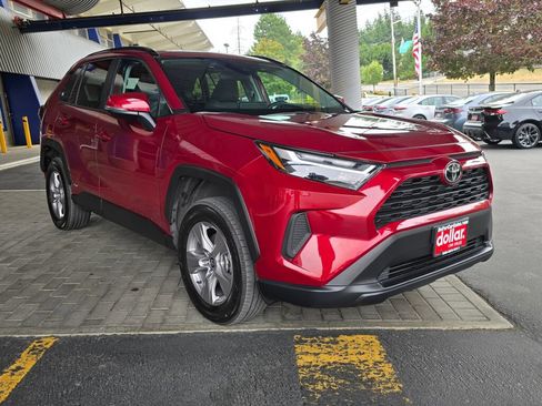 Used 2025 Toyota RAV4 XLE w/ Convenience Package AWD/4WD image 3