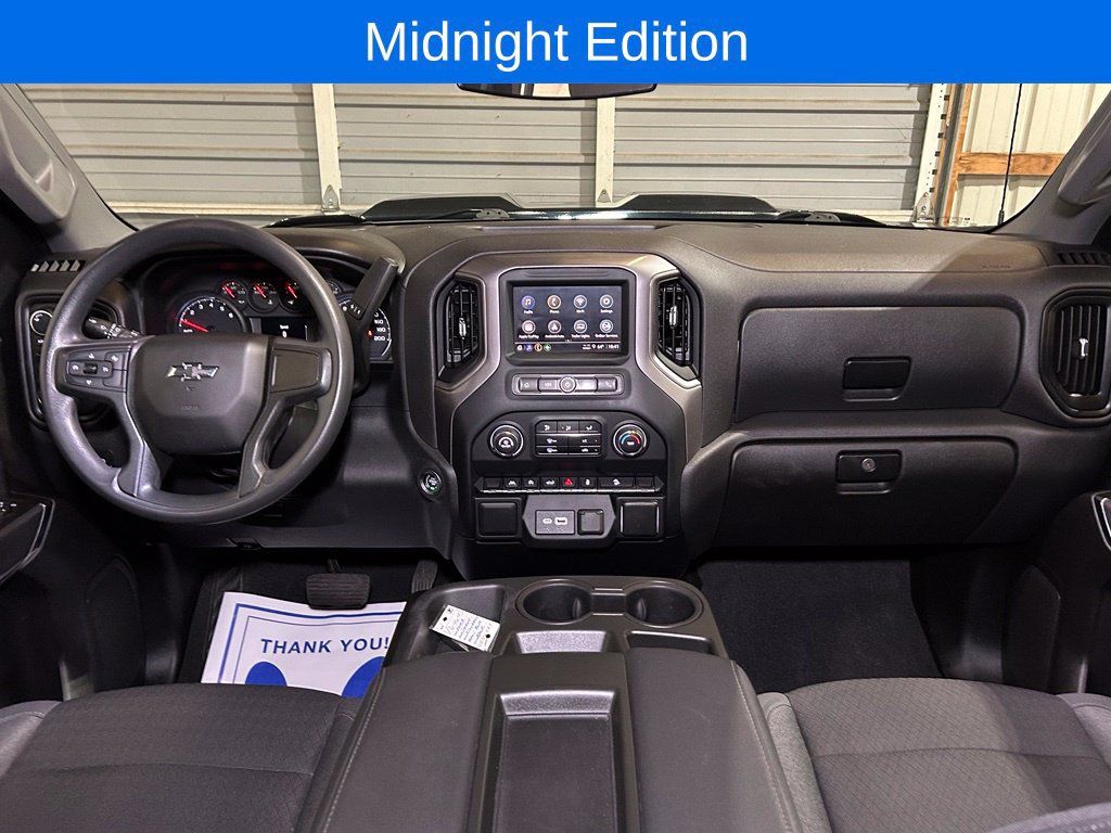 Used 2022 Chevrolet Silverado 1500 Custom Trail Boss w/ Midnight Edition AWD/4WD image 2