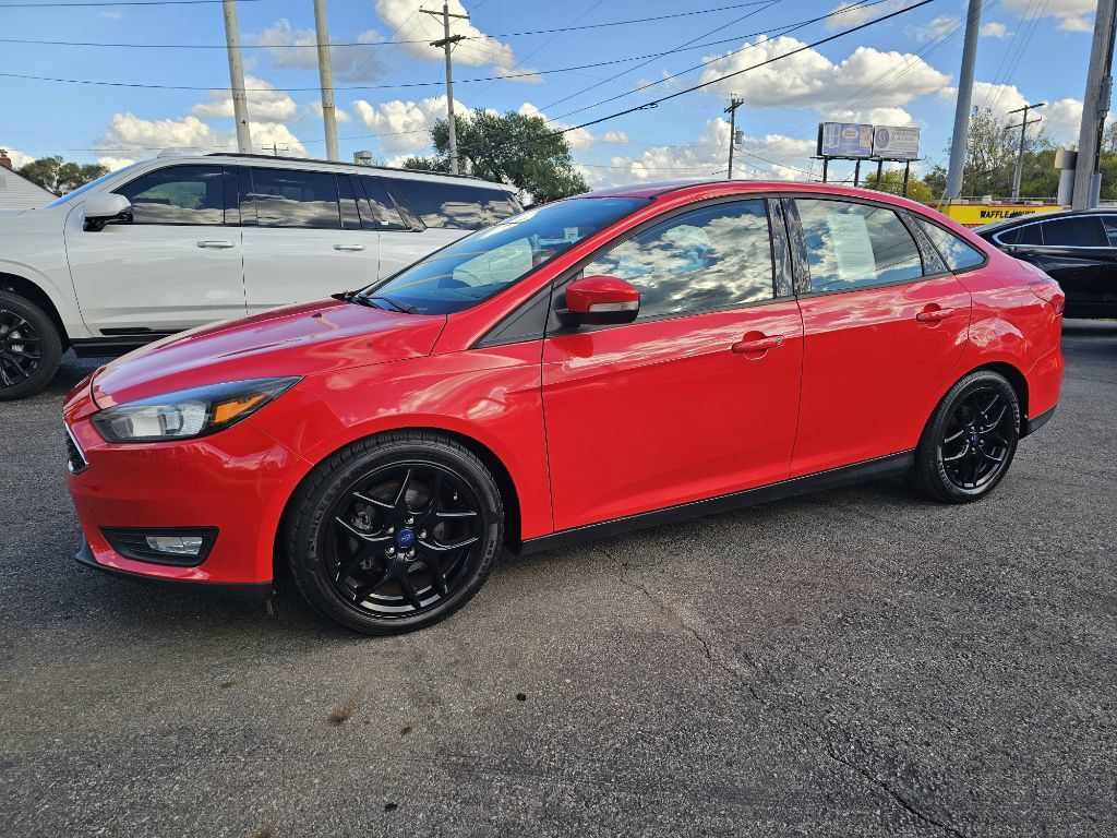Used 2016 Ford Focus SE w/ Equipment Group 201A FWD image 11