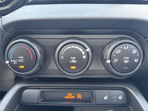 New 2026 MAZDA MX-5 Miata Club w/ Interior Package RWD image 17