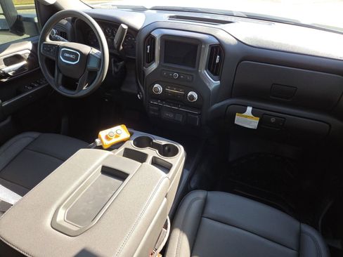 New 2025 GMC Sierra 3500 Pro w/ Convenience Package image 28