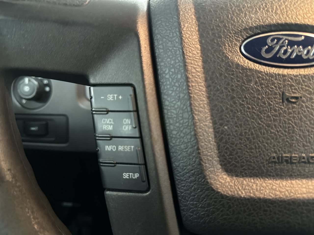 Used 2014 Ford F150 XLT AWD/4WD image 36