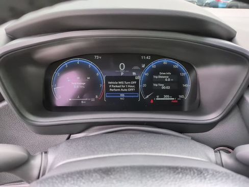 Used 2026 Toyota Corolla SE w/ SE Package FWD image 18