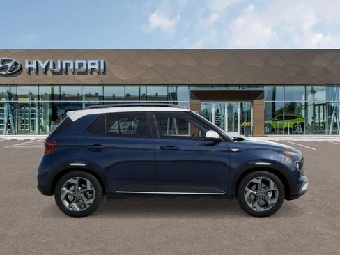 New 2026 Hyundai Venue SEL FWD image 7