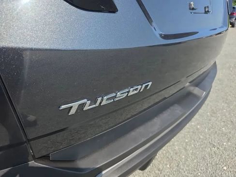 Used 2023 Hyundai Tucson SEL FWD image 11