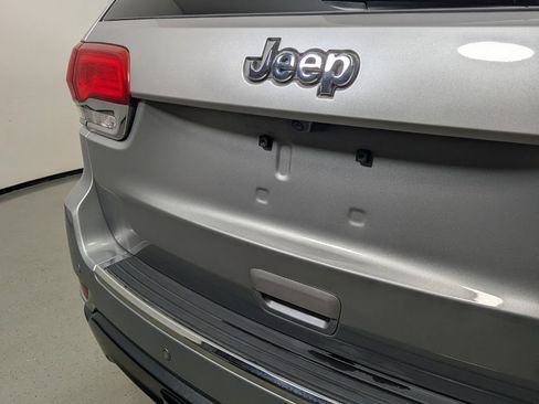 Used 2018 Jeep Grand Cherokee Limited w/ Trailer Tow Group IV RWD image 8