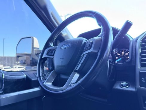 Used 2019 Ford F350 Platinum AWD/4WD image 11