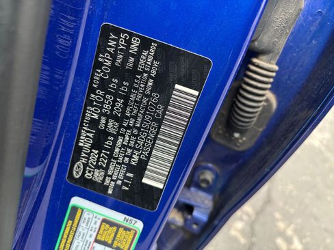 Used 2025 Hyundai Elantra SEL image 22