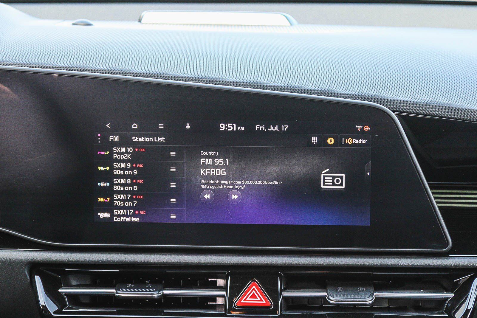 Used 2025 Kia Niro LX FWD image 16