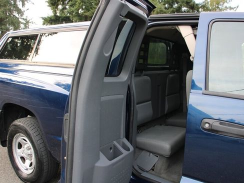 Used 2005 Dodge Dakota ST image 6