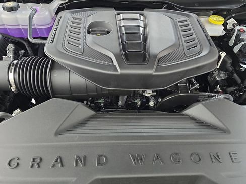 New 2026 Jeep Grand Wagoneer Limited AWD/4WD image 31