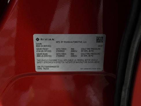 Used 2022 Rivian R1T Adventure image 35