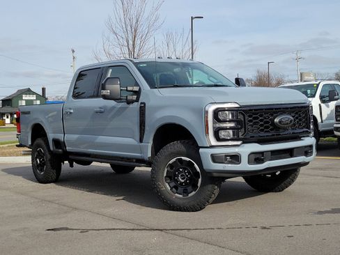 New 2026 Ford F250 Lariat w/ Tremor Off-Road Package image 34