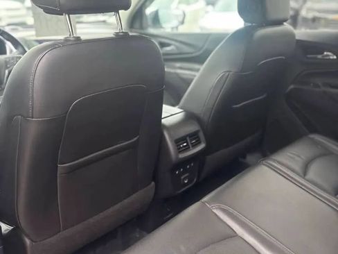 Used 2021 Chevrolet Equinox Premier AWD/4WD image 13