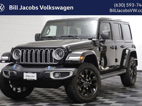 Used 2024 Jeep Wrangler Unlimited Sahara w/ Technology Group AWD/4WD image 1