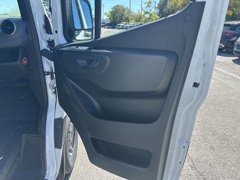 Used 2026 Mercedes-Benz Sprinter 2500 image 43