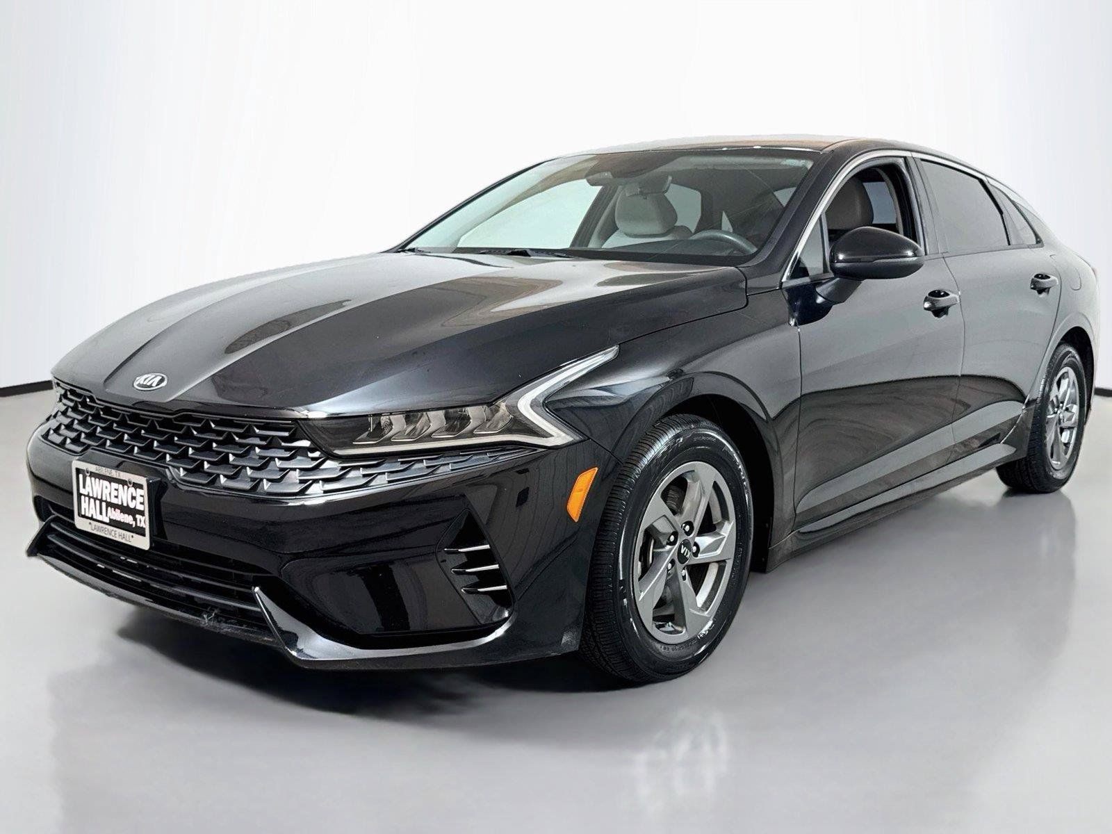 Used 2021 Kia K5 LXS FWD image 1