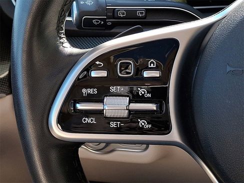 Used 2022 Mercedes-Benz GLE 350 4MATIC image 15