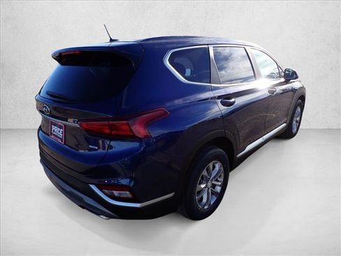 Used 2019 Hyundai Santa Fe SE image 4