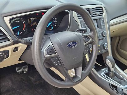 Used 2015 Ford Fusion SE