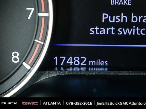 Used 2023 Nissan Altima 2.5 SR w/ SR Premium Package image 9