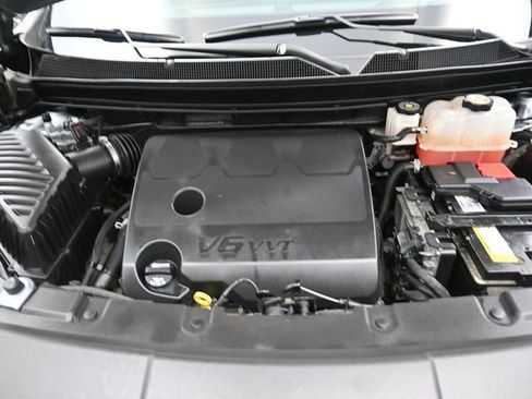 Used 2023 Chevrolet Traverse LT w/ Midnight/Sport Edition image 31