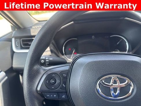 Used 2024 Toyota RAV4 XLE image 12