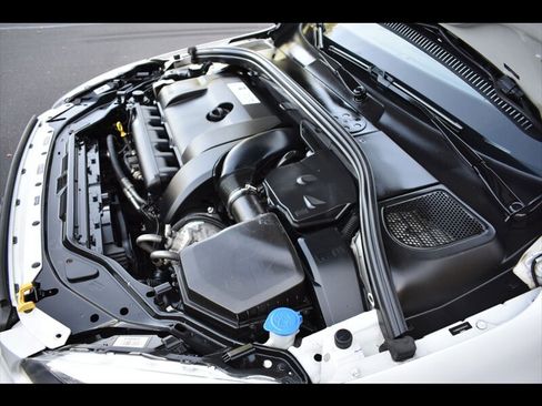 Used 2014 Volvo XC60 T6 image 40